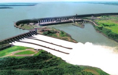 【巴西】比三峡更壮观的水利大坝-伊泰普(图) 伊泰普大坝