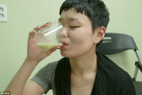 有神奇疗效的韩国粪酒令人作呕(图) 程要要视频 令人作呕
