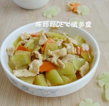 【莴苣炒肉片】：多让孩子吃时令蔬菜