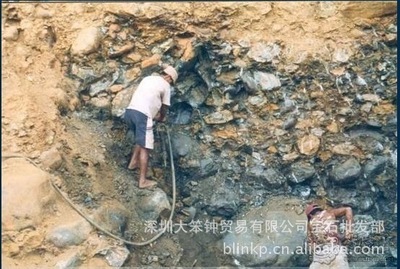 [转载]翡翠原石原产地真的在中国吗？ 翡翠原石价格
