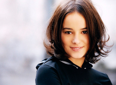 法国小天后Alizee（艾莉婕）和她的歌 法国小天后 alizee