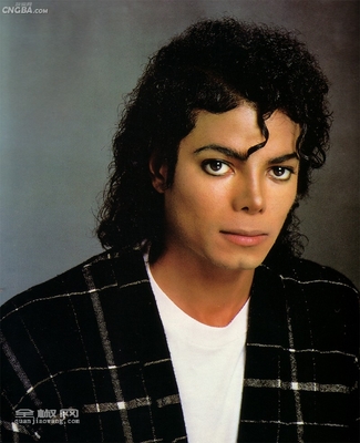 欧美男歌手《迈克尔·杰克逊》二十首最好听的歌 迈克尔.杰克逊beatit