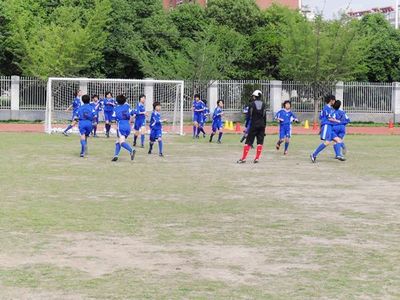 [转载]小学女子足球队训练计划 小学生足球队训练计划