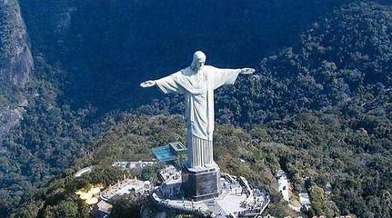 巴西基督山上的耶稣像 基督山为什么在巴西