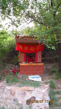 从摄乐村或芮城村西登（馒头山），西禅寺、桑树坡、上水峪，马头 太原摄乐村规划