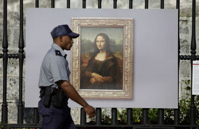 法国卢浮宫名画《蒙娜丽莎》被盗始末 卢浮宫里的蒙娜丽莎