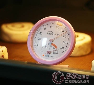 烘焙小贴士---面包发酵的温度与湿度怎么控制？ 披萨饼底发酵温度湿度