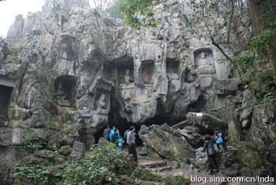 杭州风景----灵隐寺攻略，飞来峰造像，一线天， 灵隐寺飞来峰门票