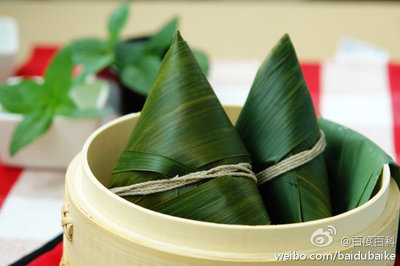 粽子（古称“角黍”、“筒粽”） 竹筒粽子的竹筒