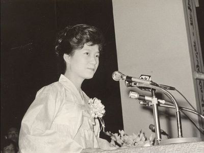 韩国总统朴槿惠的童年照与私房老照片曝光(照) 韩国总统朴槿惠任期
