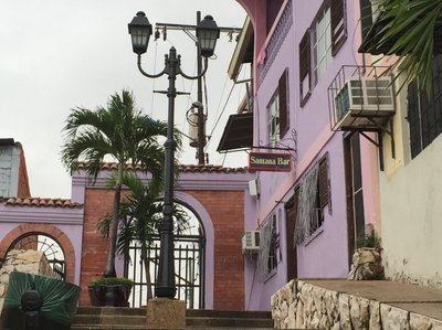 【厄瓜多尔】瓜亚基尔老城区拉斯佩尼亚斯区圣安娜山 瓜亚基尔