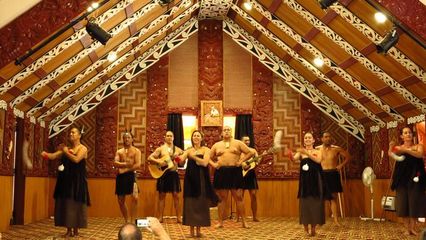 【新西兰】实拍毛利人最惊心的贵客接待仪式 新西兰法律偏袒毛利人