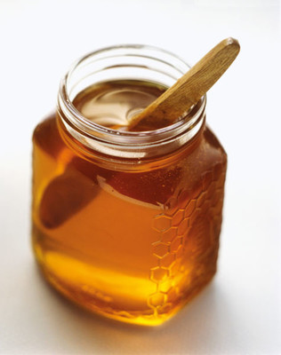 喝蜂蜜水的好处与坏处. 喝蜂蜜的好处和坏处