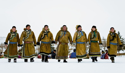 蒙古人 蒙古人图片