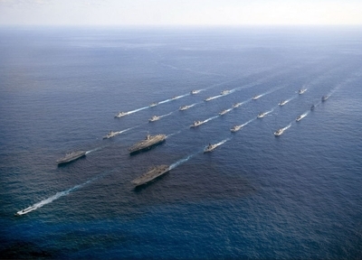 《水蓝刀锋2》来岁10月开机有视提醒航母战争群 航母改变的战争