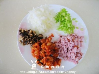 韩国泡菜炒饭VS炒米饭小窍门 鸡蛋炒米饭