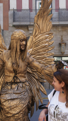 【西班牙】令人叫绝的街头活体雕塑 真人活体雕塑