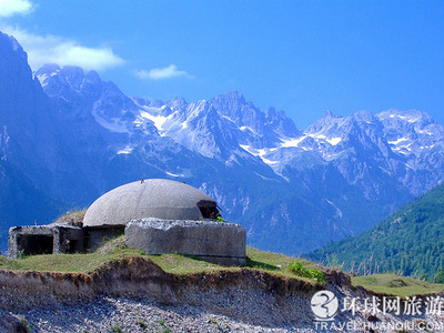 实拍：阿尔巴尼亚的碉堡王国