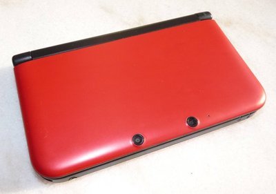 3DSLL，任天堂的巨型板砖手掌机全方位评测，对比PSV与3DS 任天堂new3dsll停产了