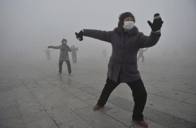 “媒体称雾霾带来五大意外收获：让中国人更团结！”--操嫩女良，