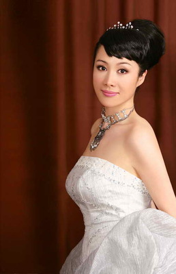中国美声女歌唱家 中国美声女青年歌唱家
