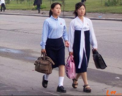 北京“平壤馆”靓丽的朝鲜姑娘（图） 平壤 朝鲜之旅