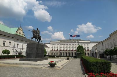 【波兰】华沙总统府、圣十字教堂、哥白尼雕像、国家博物馆游 波兰国家博物馆