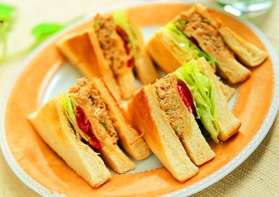 世界流行的饮食---三明治 英文Sandwich 三明治和三文治都是通过 流行性腮腺炎饮食
