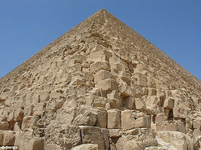 埃及金字塔是如何建造的 埃及金字塔的由来