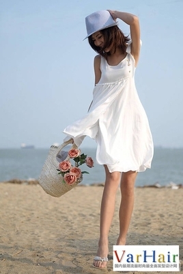 夏季白色半裙搭配 白色长裙怎么搭配