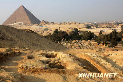 埃及金字塔是谁建造的？它的主要作用是什么？ 埃及金字塔建造过程