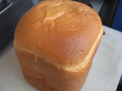 如何用家用面包机烤制面包？ 家用面包机