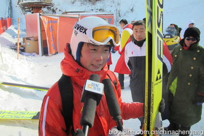 中国女子跳台滑雪已经挤进世界前十名【图文】 女子跳台滑雪