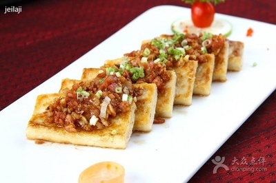 两步让你做出经典日本料理——木鱼花豆腐 韩国料理酱汁铁板豆腐
