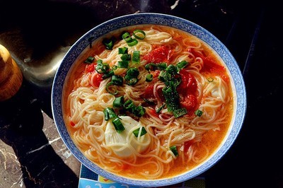 做好西红柿鸡蛋汤的几个关键点 西红柿鸡蛋面的做法