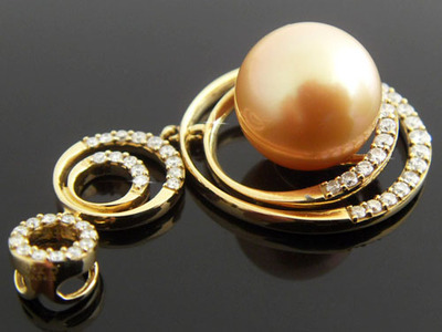 金珍珠，怎样看透珍珠的价格？ 8mm金珍珠价格