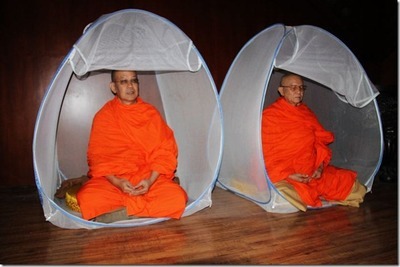 泰国代僧王代表照坤长老参访北京龙泉寺 柬埔寨僧王