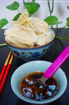 分享一个用青椒做馅的小妙招——青椒西葫芦水饺 西葫芦虾仁水饺的做法