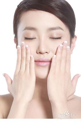 正确的洗脸后的护肤步骤 洗脸护肤的正确步骤