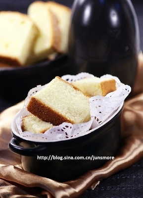 你曾这样做过蛋糕吗？---黄油软绸蛋糕(超简单！) 黄油奶油蛋糕