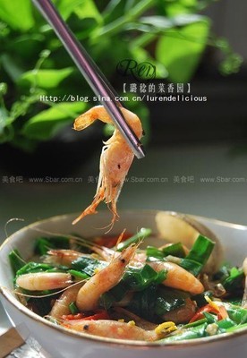 韭菜炒河虾——如何炒出香脆可口的油爆河虾 韭菜炒河虾