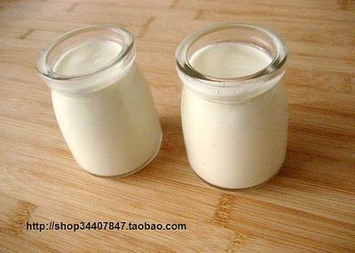 【自制酸奶】不用酸奶机一样可以做酸奶，实验成功：）