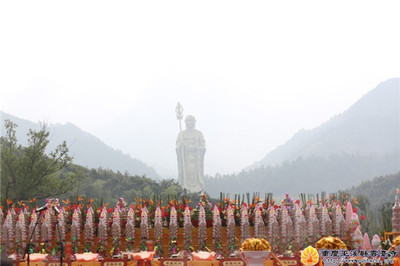 99米地藏菩萨铜像开光前菩萨显圣九华山（图） 九华山地藏王菩萨开光
