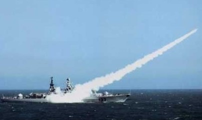 终于擦枪走火了：中国“误击沉菲律宾军舰”