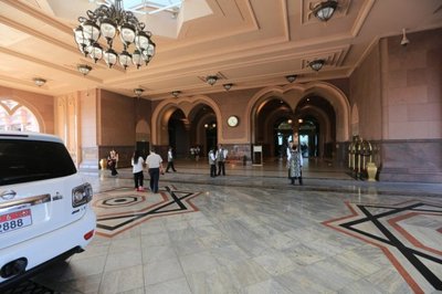 阿布扎比酋长皇宫酒店（世界唯一八星级酒店） 阿布扎比酋长酒店