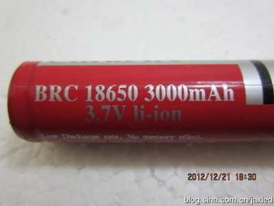 测试并拆开一个UltraFire3000mAH的18650电池 ultrafire18650电池