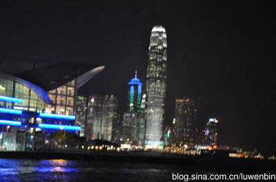 旅游记事（83-23）香港金紫荆广场、乘船夜游维多利亚港（一） 香港金紫荆广场