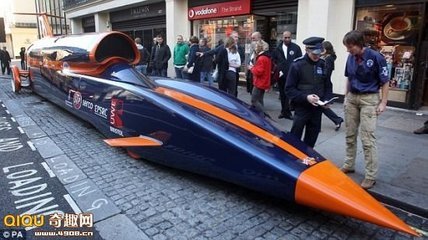 英国设计出最快汽车--“超音速推进号 英国超音速汽车