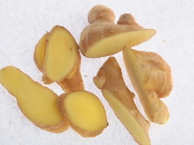 姜片祛痘印的小窍门 生姜祛痘印的方法