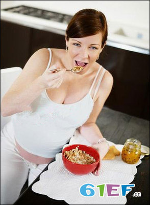 孕妇能吃方便面吗? 胎儿缺氧孕妇的表现